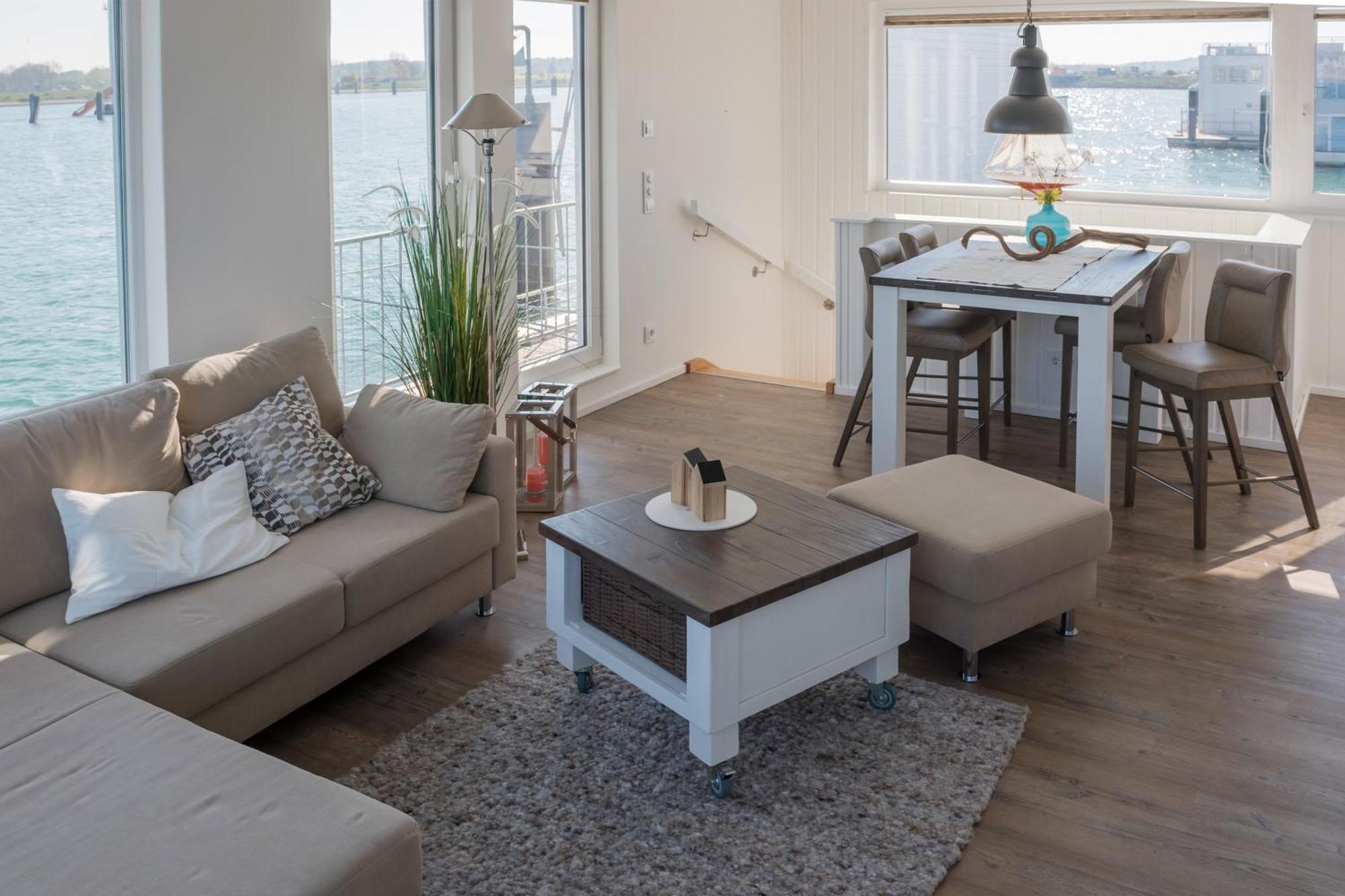 Schwimmendes Ferienhaus Antares One By Seeblick Ferien Oro, Rundum Wasser, Sauna Olpenitz Eksteriør bilde