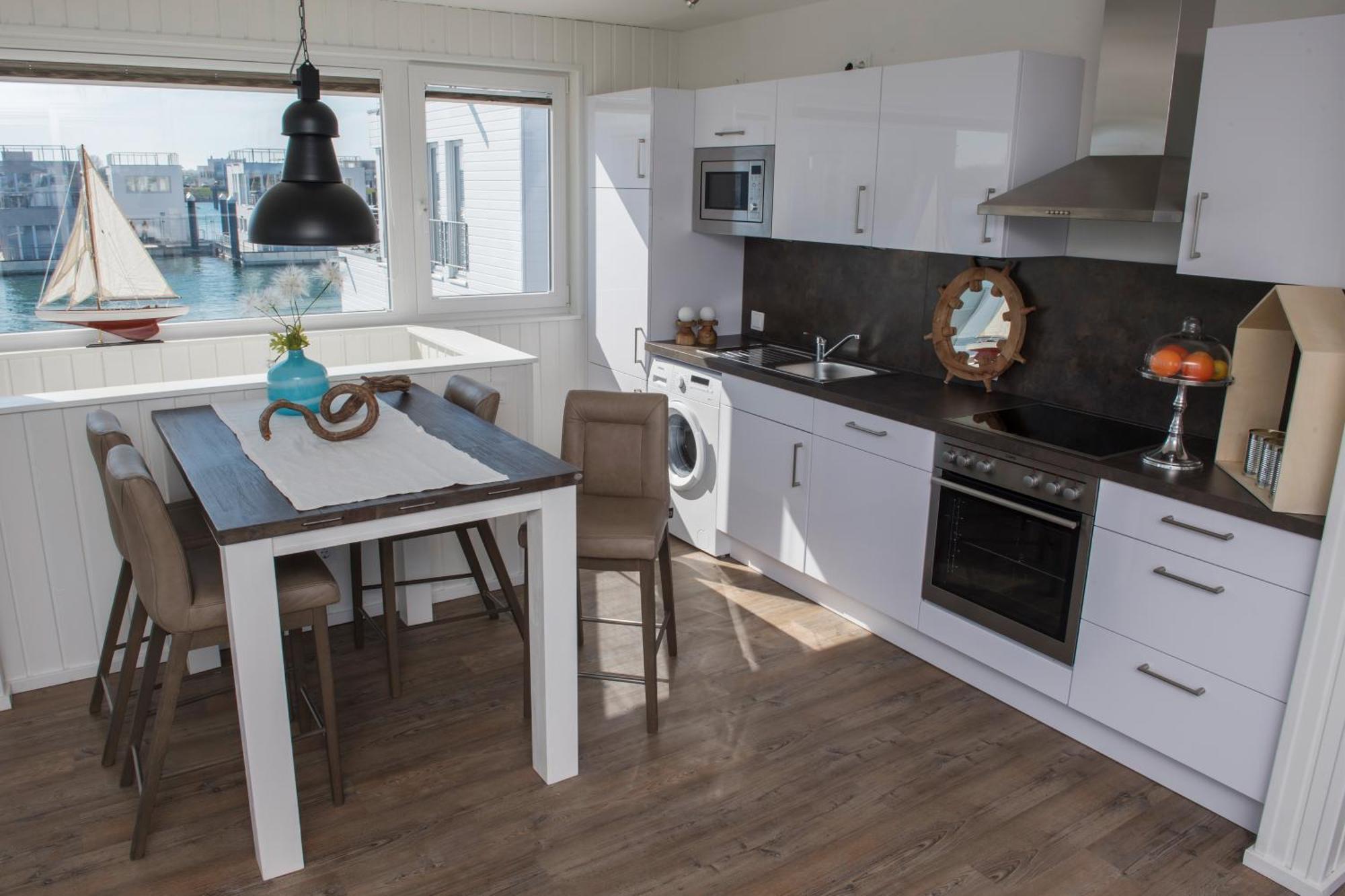 Schwimmendes Ferienhaus Antares One By Seeblick Ferien Oro, Rundum Wasser, Sauna Olpenitz Eksteriør bilde