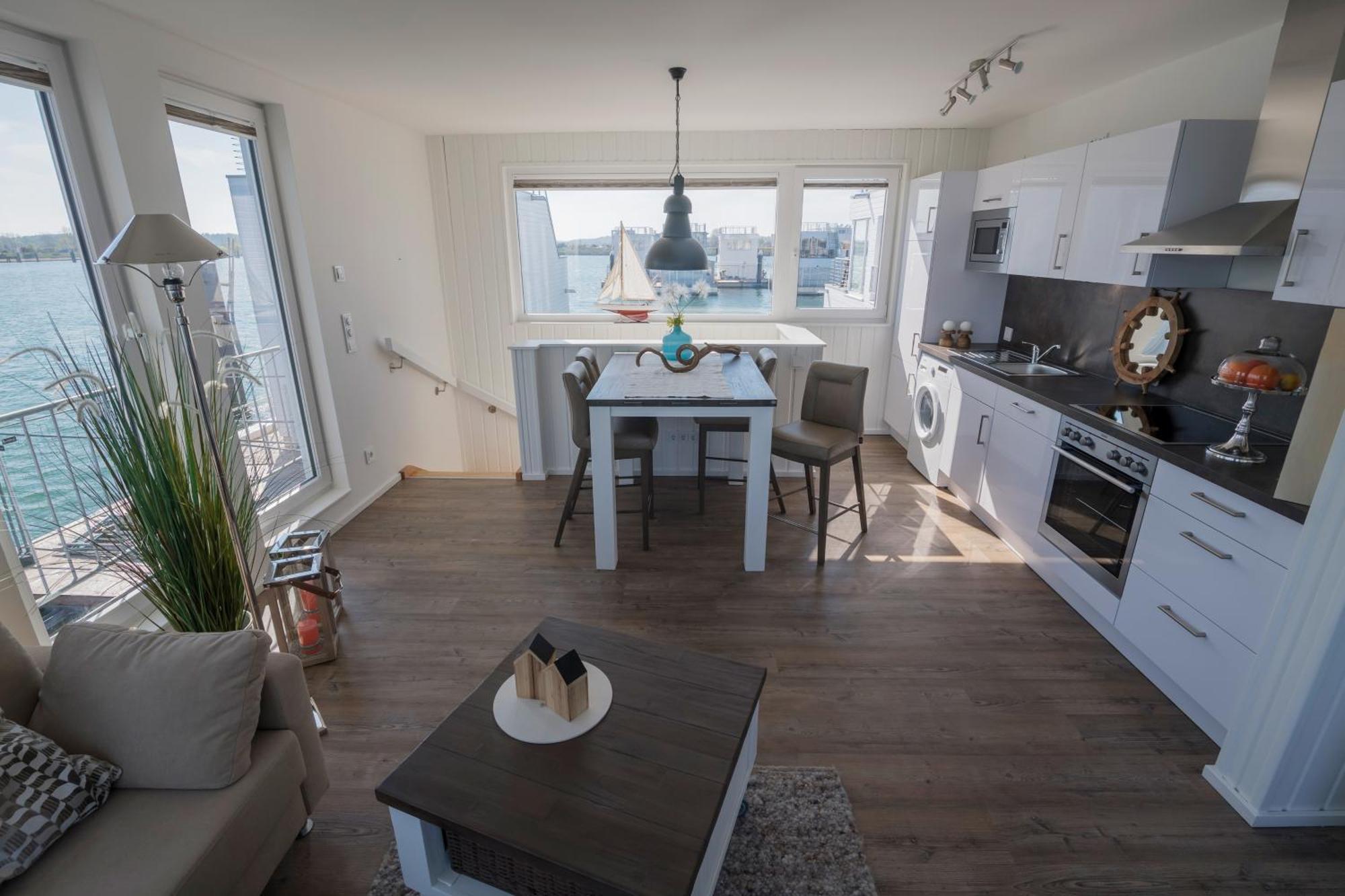 Schwimmendes Ferienhaus Antares One By Seeblick Ferien Oro, Rundum Wasser, Sauna Olpenitz Eksteriør bilde